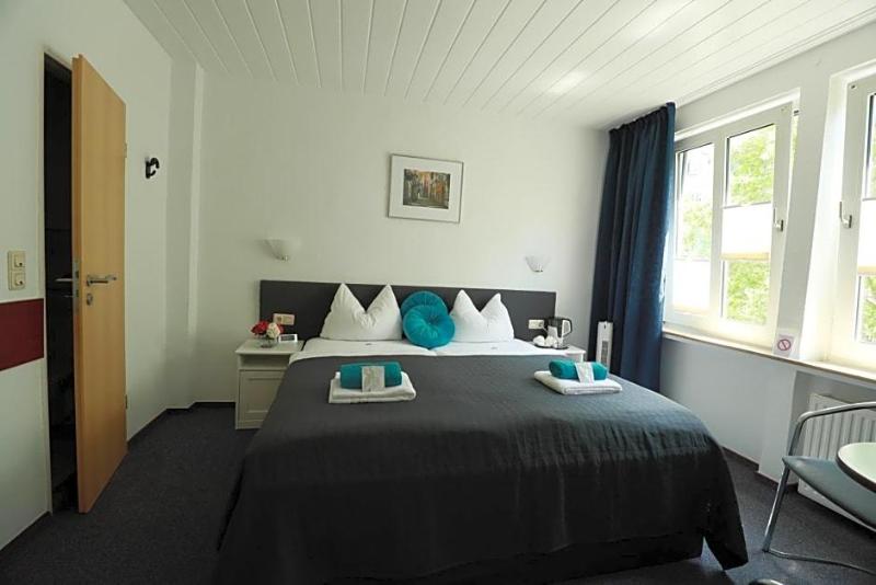 Hotel Am Hillmannplatz Nr.1 — Bremen — photo 2