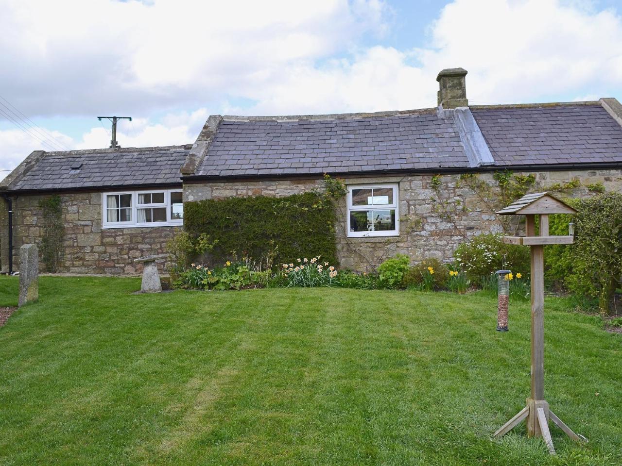Garden Cottage — 4-Star Luxury Hotel in Alnwick, United Kingdom