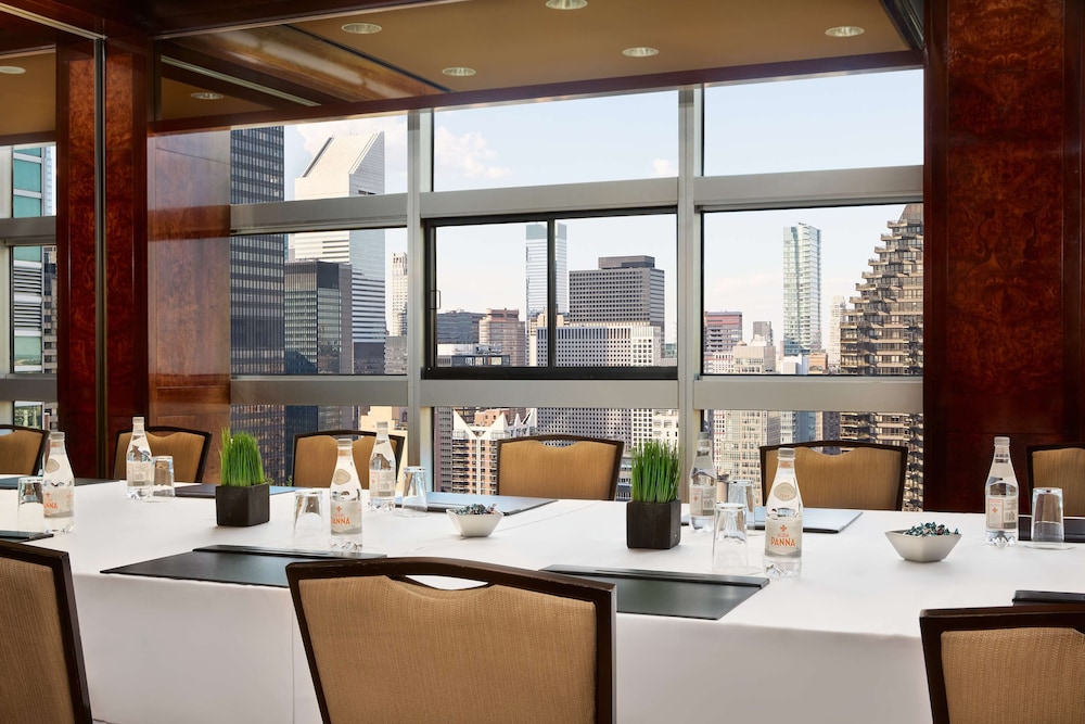 Millennium Hilton New York One UN Plaza - photo 84