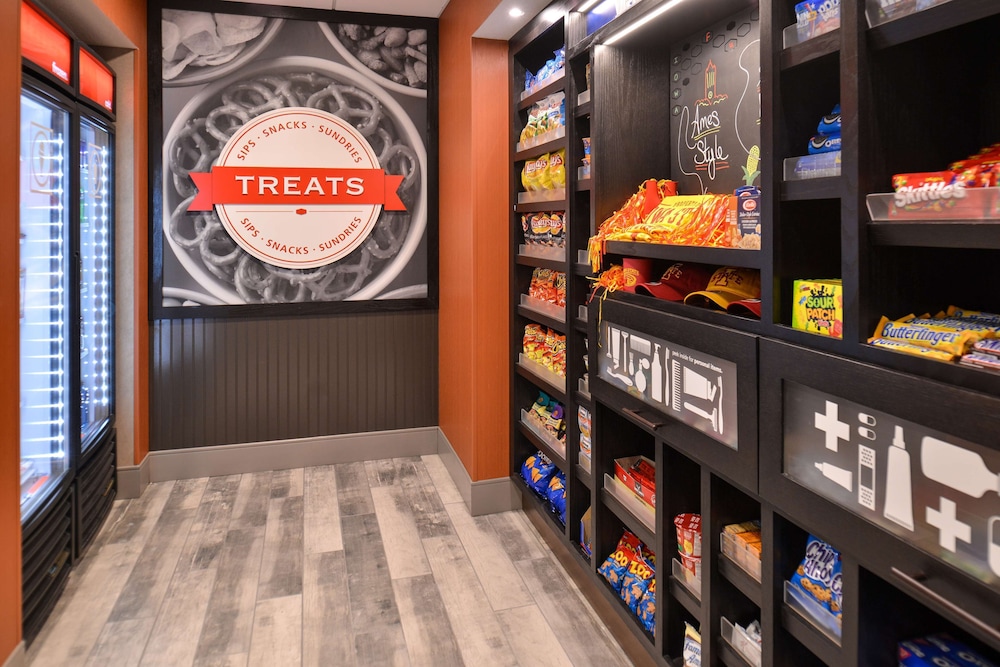Hampton Inn & Suites Ames - photo 41
