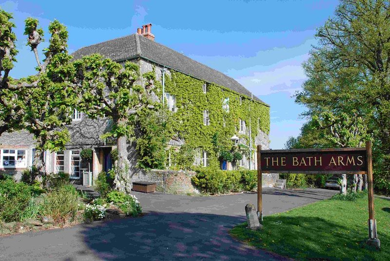 The Bath Arms - carbon neutral hotel in Warminster