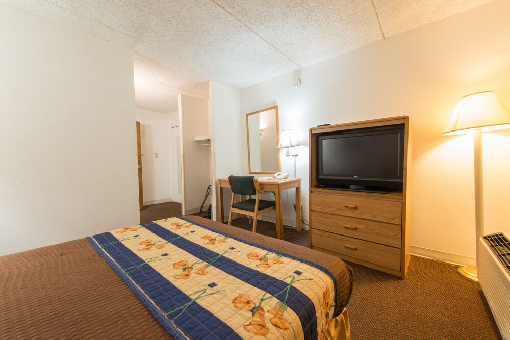 Vacation Inn Phoenix - photo 18