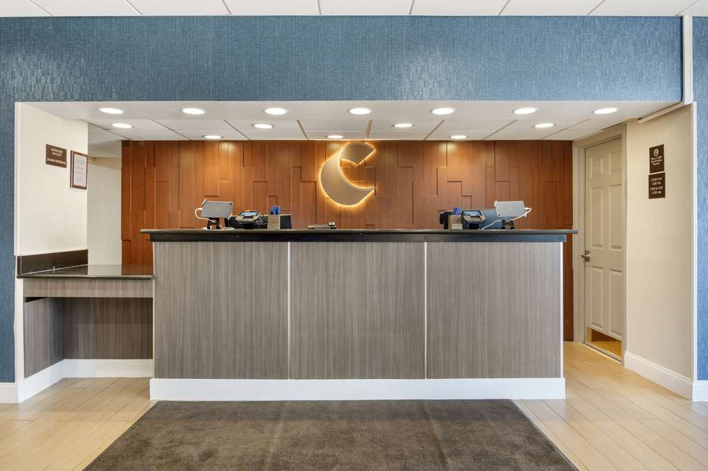 Comfort Inn & Suites Danbury Bethel — hotel in Danbury