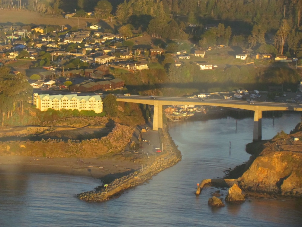 North Cliff Hotel - photo 24