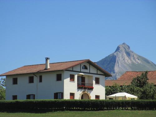 Lizargarate - carbon neutral hotel in Beasain