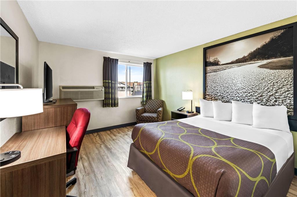 Super 8 by Wyndham Independence Kansas City - photo 13