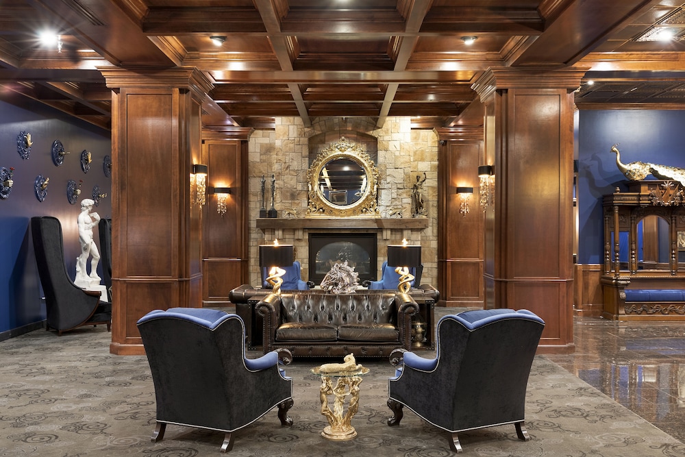 Des Lux Hotel in Des Moines, United States