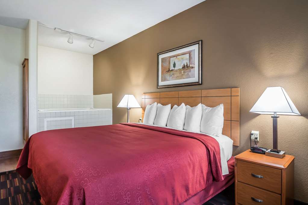 Quality Inn Coralville Iowa River Landing - photo 15