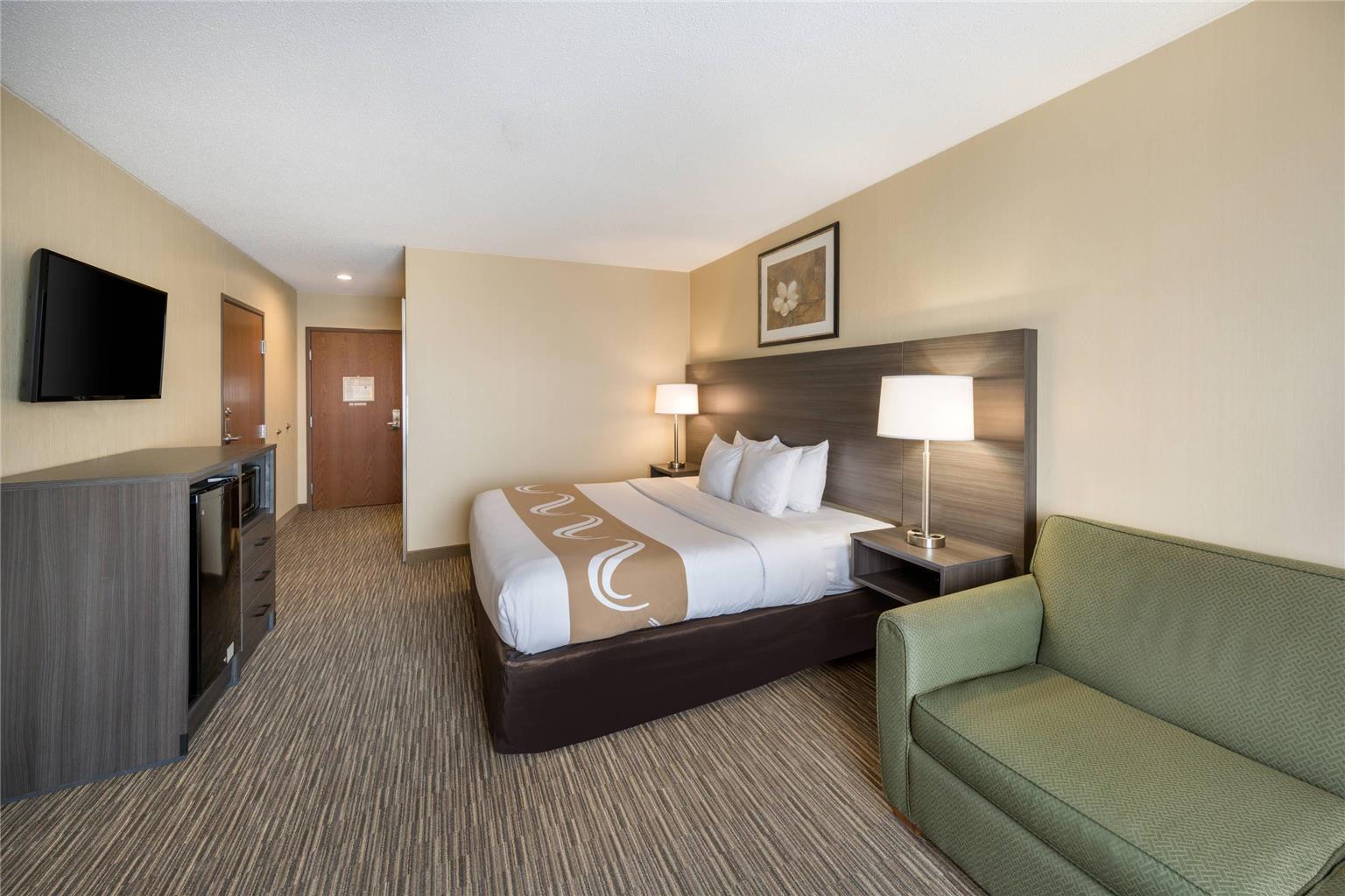 Quality Inn & Suites Fishkill South near I 84 - photo 12