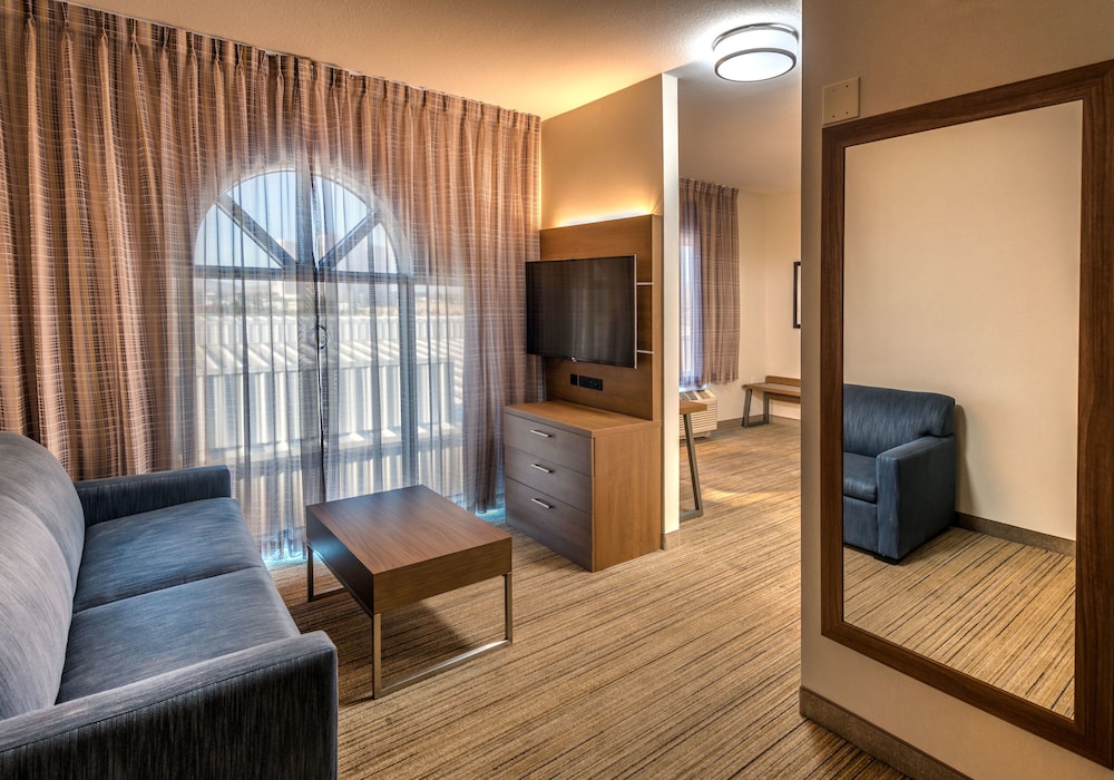 Holiday Inn Express Reno Airport by IHG - photo 9