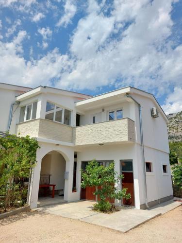 Climber — 4-Star Luxury Hotel in Starigrad, Croatia