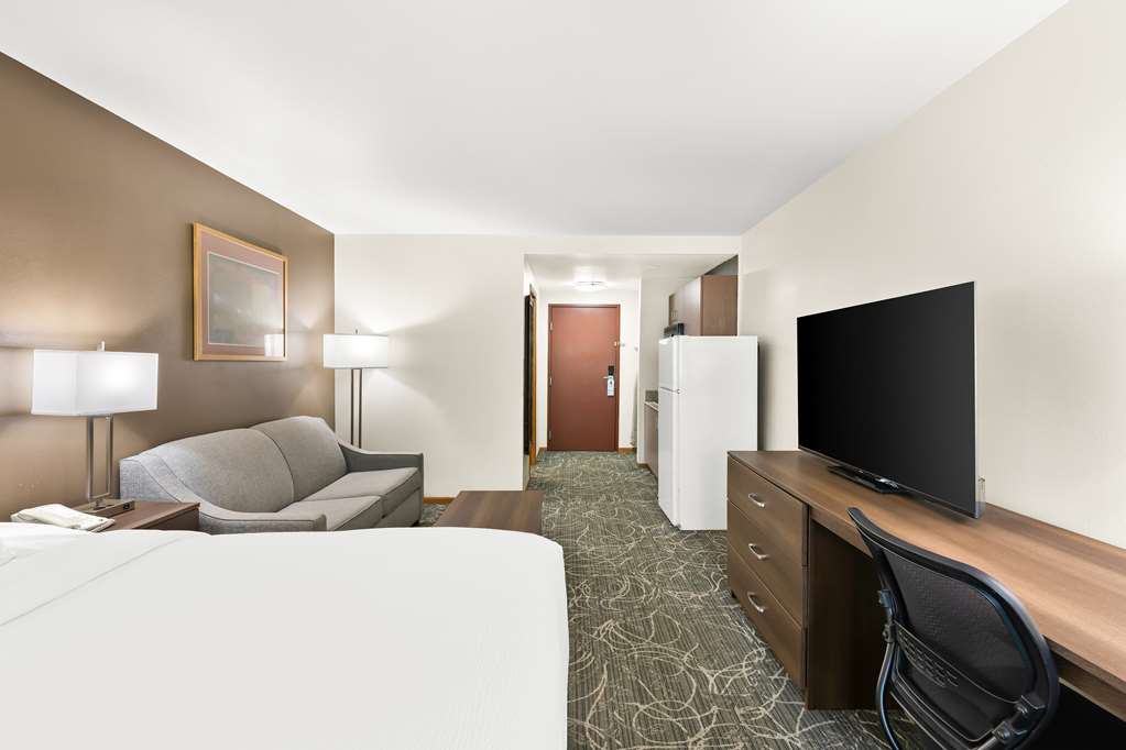 Best Western West Towne Suites - photo 7