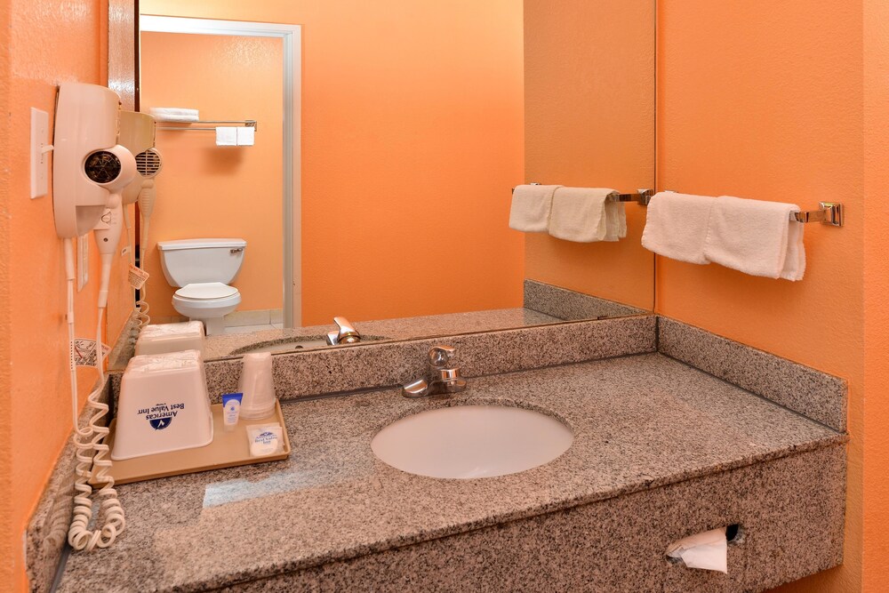 Executive Inn & Suites Breaux Bridge LA - photo 6
