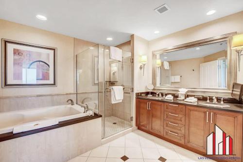MGM Signature 11 604 Jacuzzi Studio