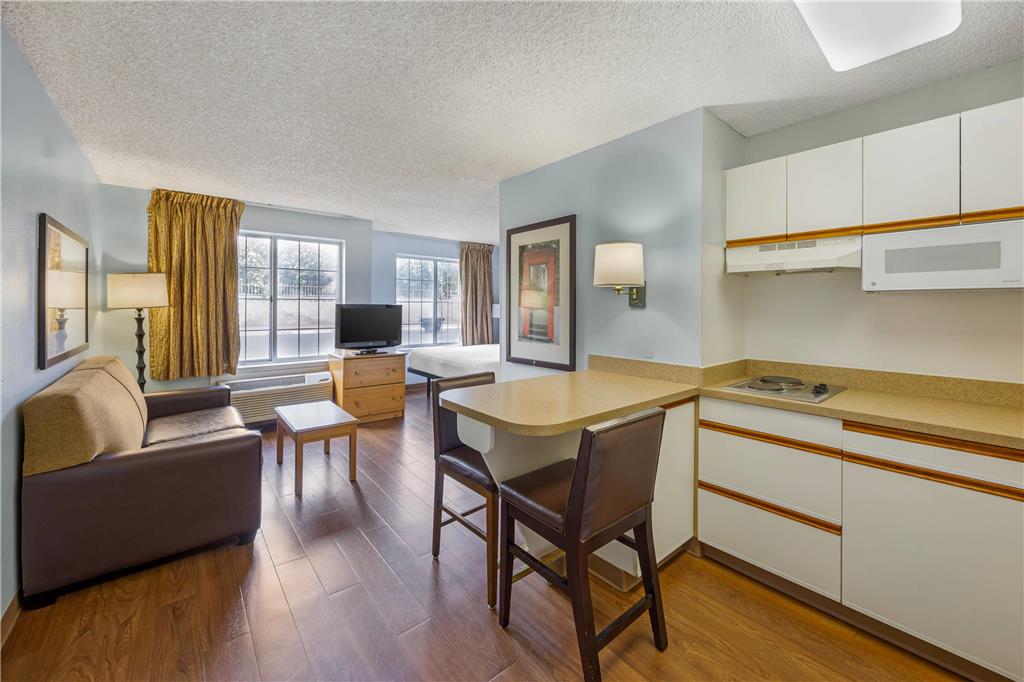 MainStay Suites Las Vegas Convention Center - photo 21