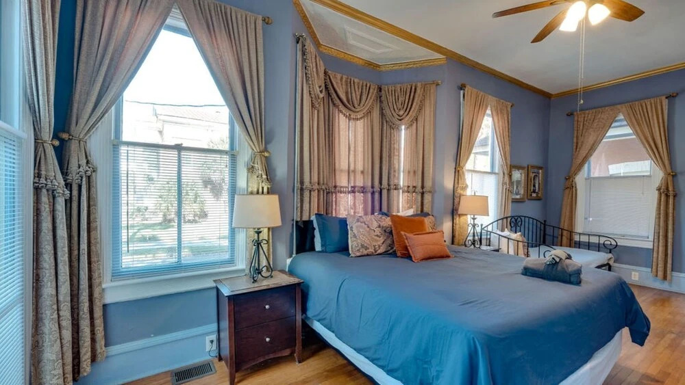 Elegant 2BR on Forsyth Park Savannah - photo 5