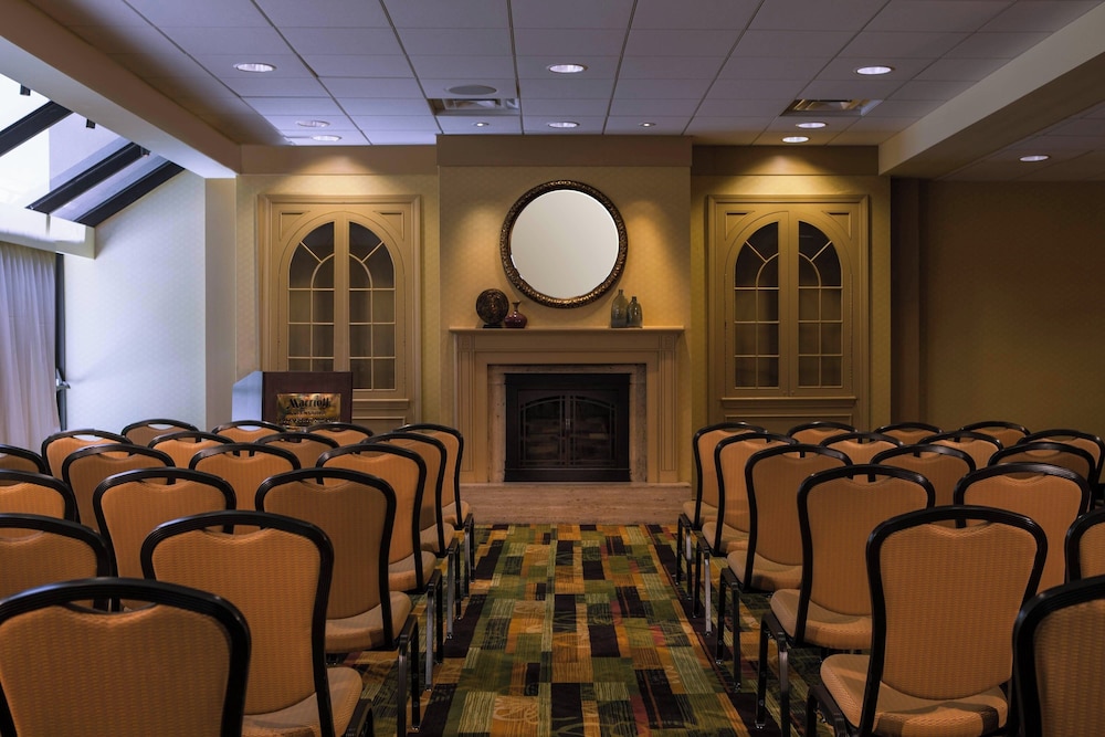 Marriott Greensboro Airport - photo 49