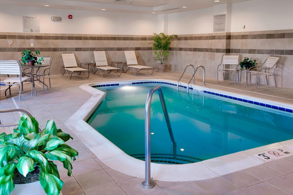 Fairfield Inn & Suites by Marriott South Hill - photo 18
