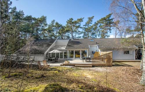 Amazing Home In Nexø With Sauna — 5-Star Luxury Hotel in Nexo, Denmark