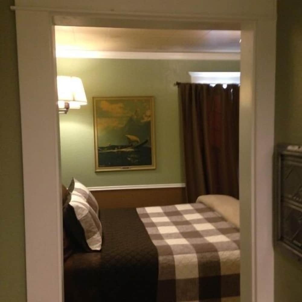 The Kempton Hotel - photo 7