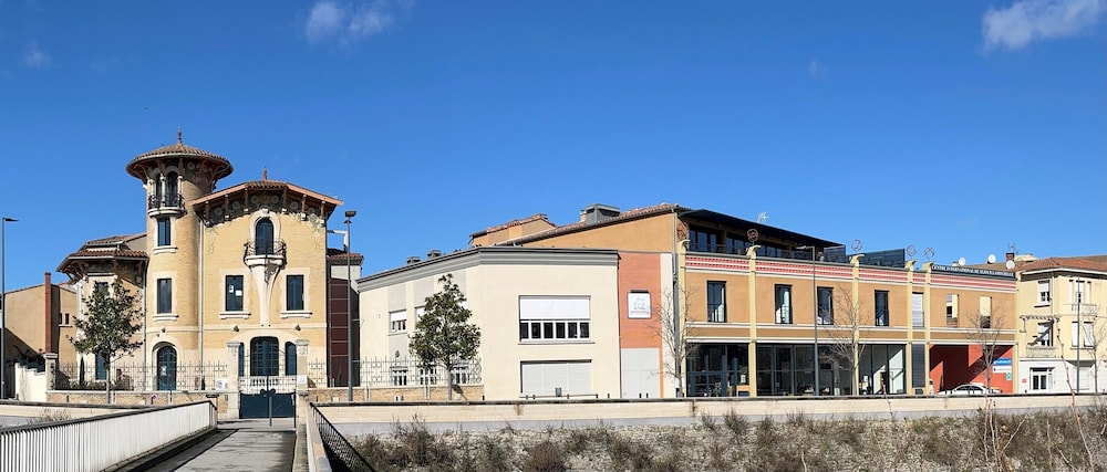 Centre International de Sejour Lamourelle in Carcassonne, France