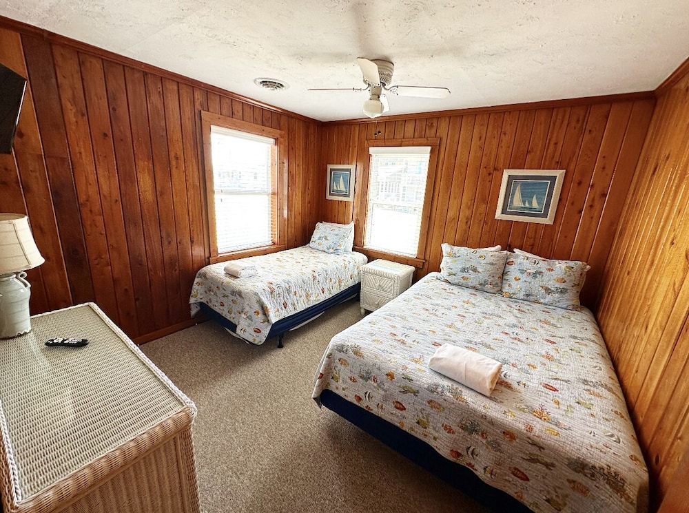 SandSpur Ocean Cottages - photo 22