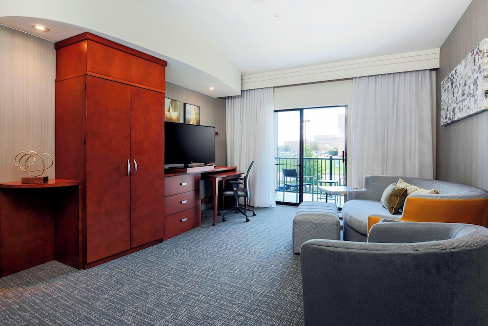 Courtyard by Marriott Dallas Arlington South - photo 19