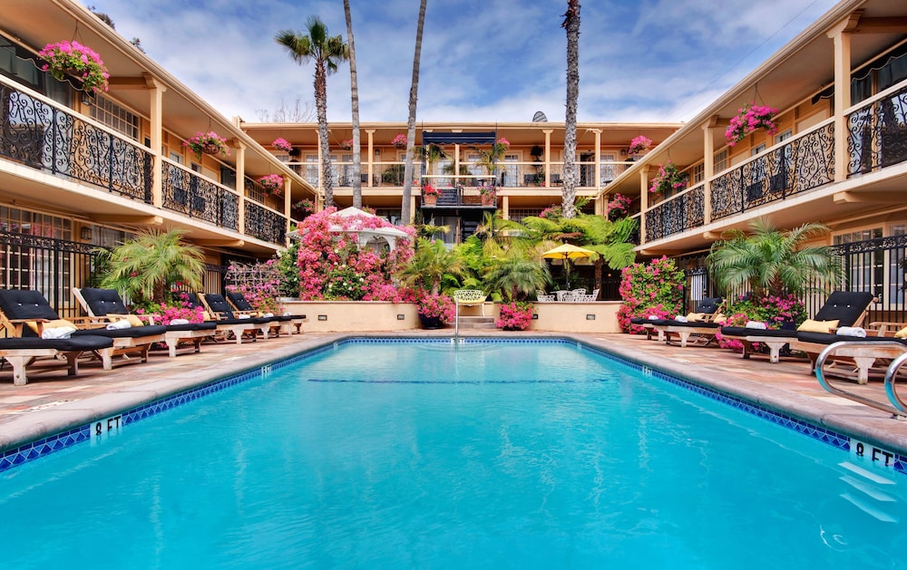 14 West Hotel - carbon neutral hotel in Laguna Beach