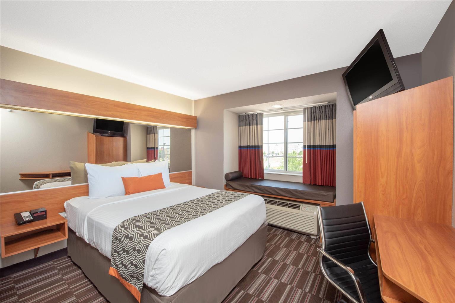 Microtel Inn & Suites by Wyndham Springfield - photo 12