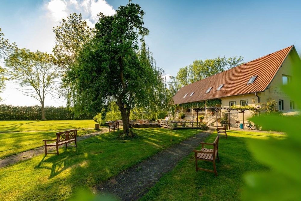 Hotel Wasserschlößchen — hotel in Naumburg