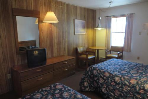 Seacrest Motel - photo 12
