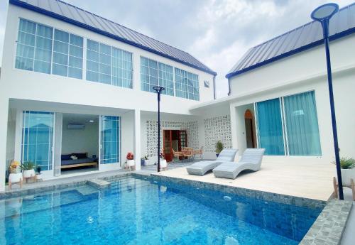 House Nordic Style Pool Villa Big Terrance — 4-Star Luxury Hotel in Hua Hin, Thailand