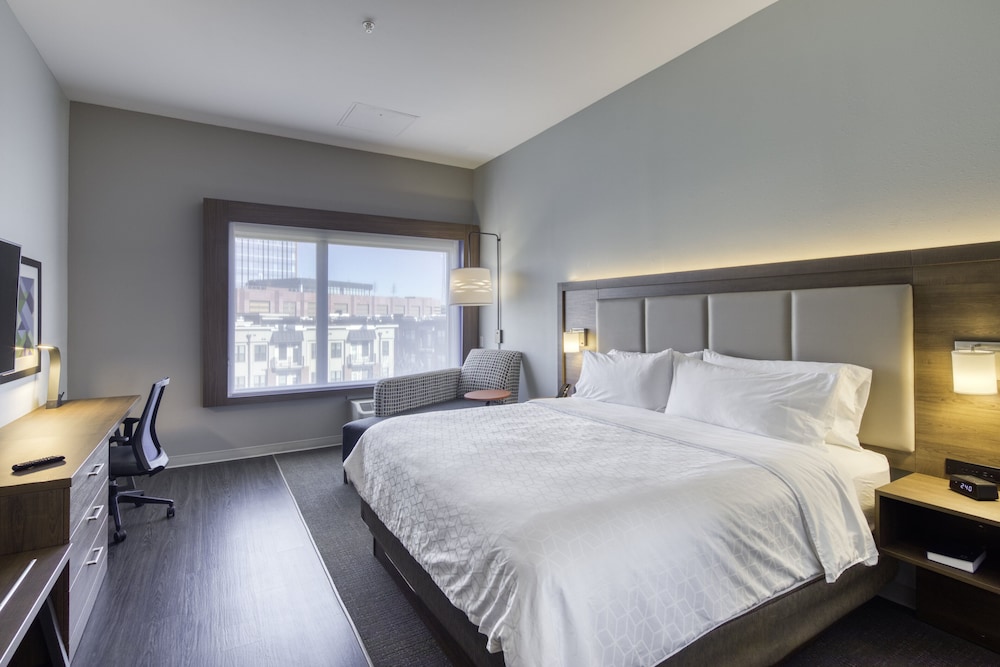 Holiday Inn Express & Suites Charlotte South End by IHG - photo 51
