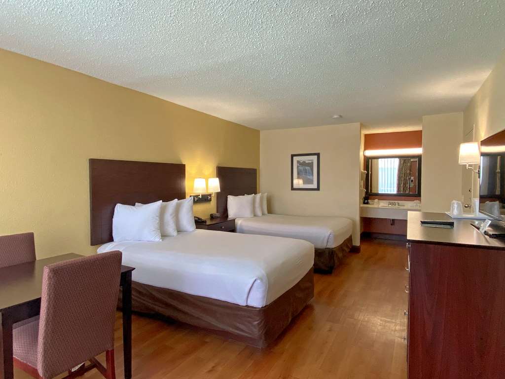 Best Western Greenville Airport Inn - photo 4