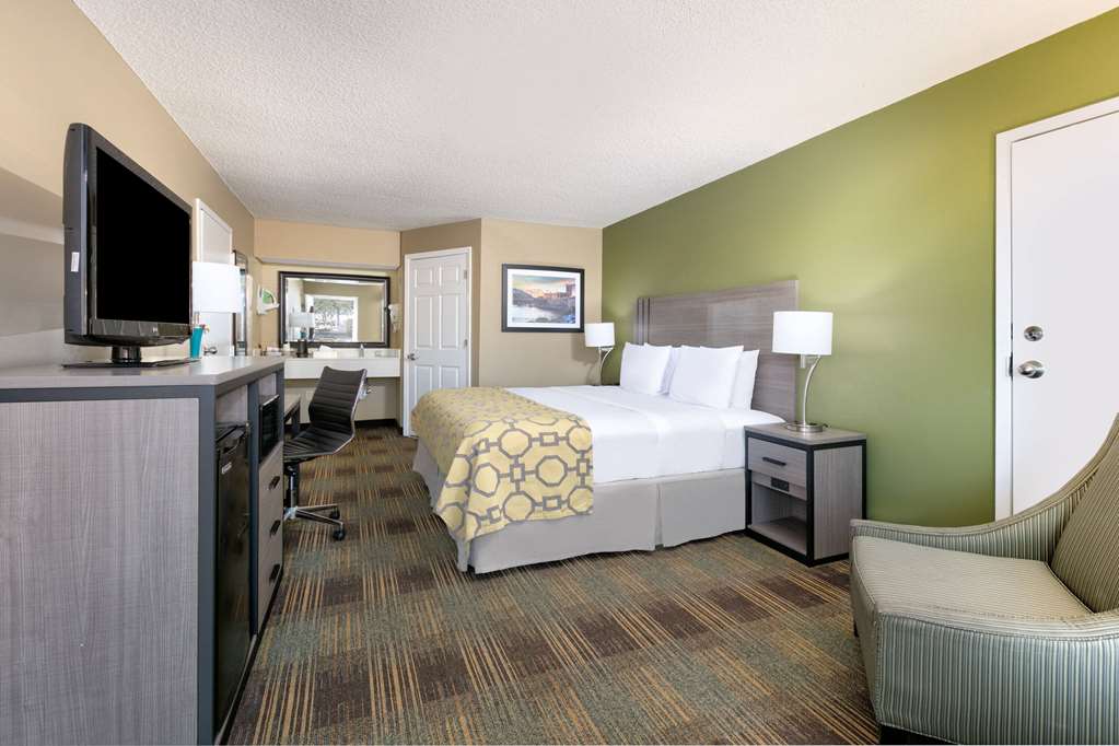 Baymont by Wyndham Prattville Montgomery - photo 25