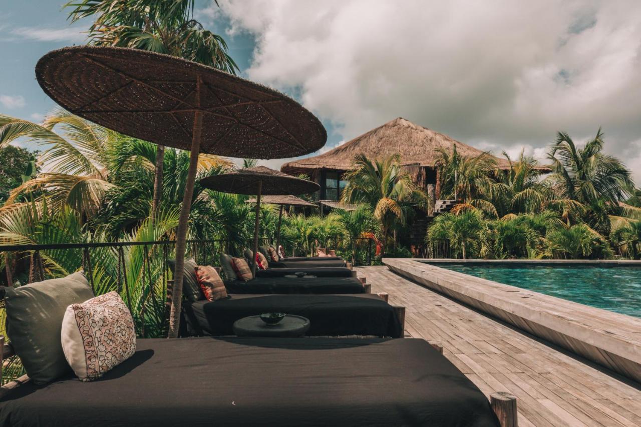 Radhoo Tulum