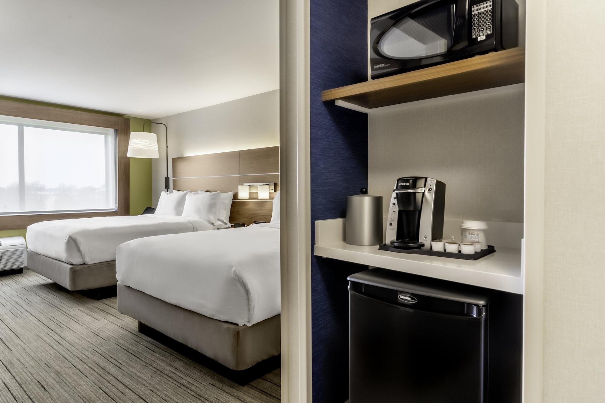 Holiday Inn Express Milwaukee West Allis by IHG - photo 22