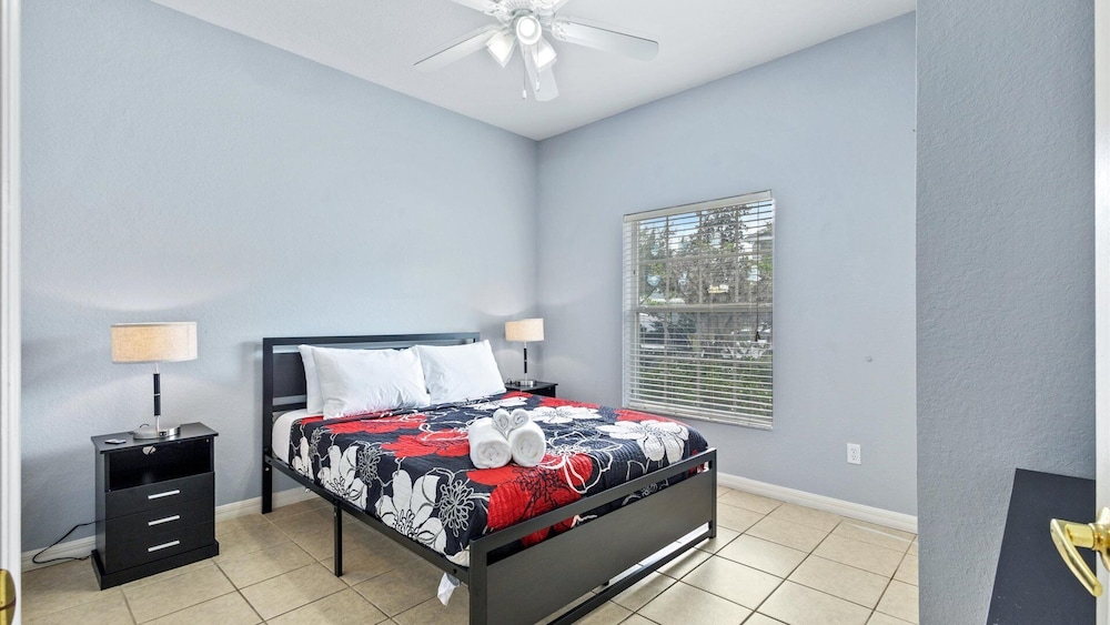 Coral Cay Resort #4 4 Bed 3 Baths Townhome - photo 7