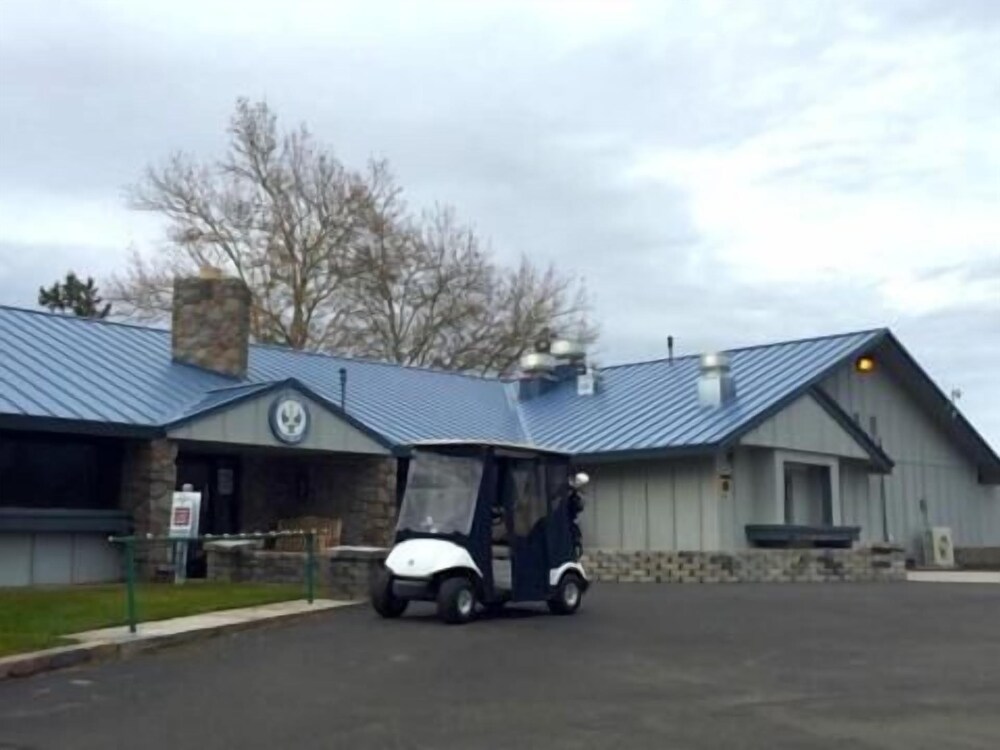 Lake Shastina Golf Resort - photo 38