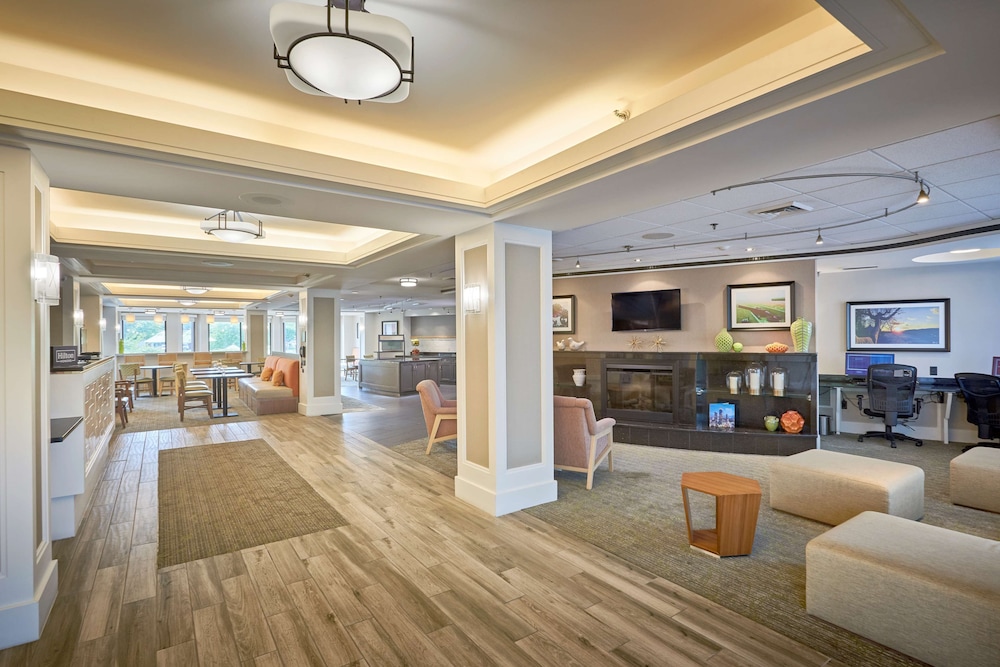 Hampton Inn Lancaster - photo 4