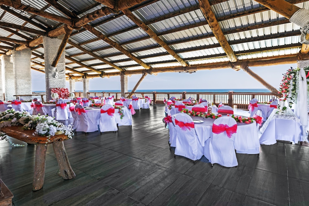 Holiday Inn Resort South Padre Island Beach Front by IHG - photo 107