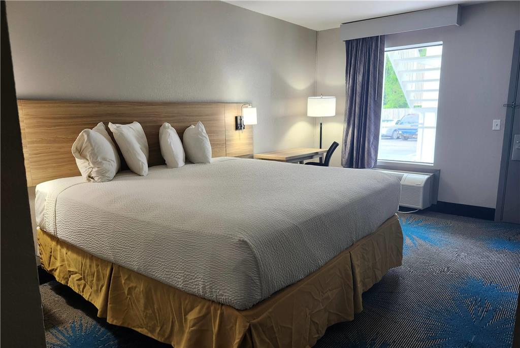 Days Inn by Wyndham Ocean Springs - photo 12