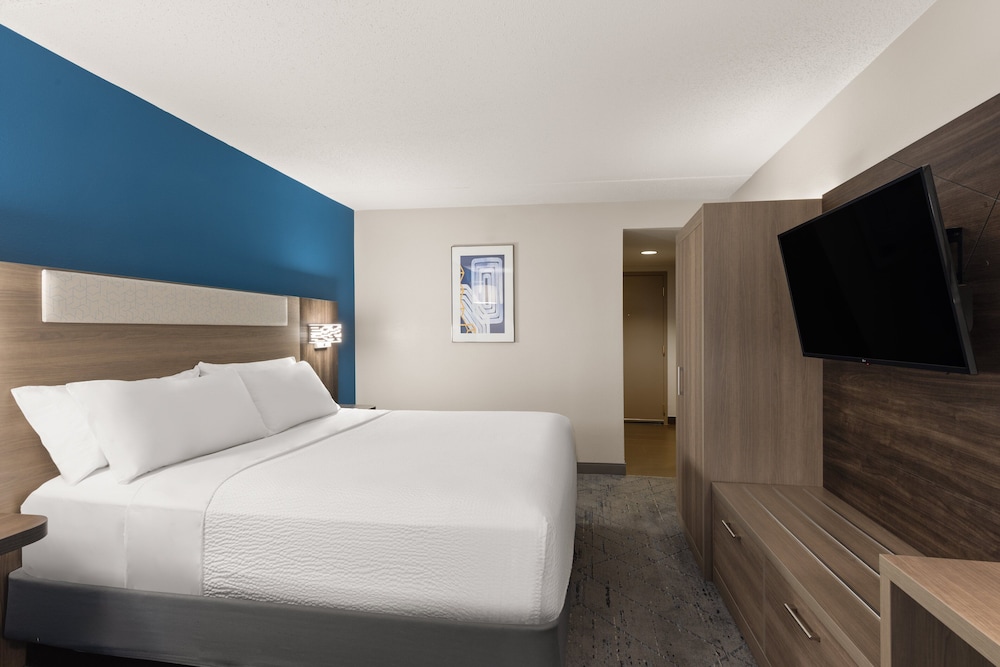 Holiday Inn Express Hotel & Suites Danbury I 84 by IHG - photo 22