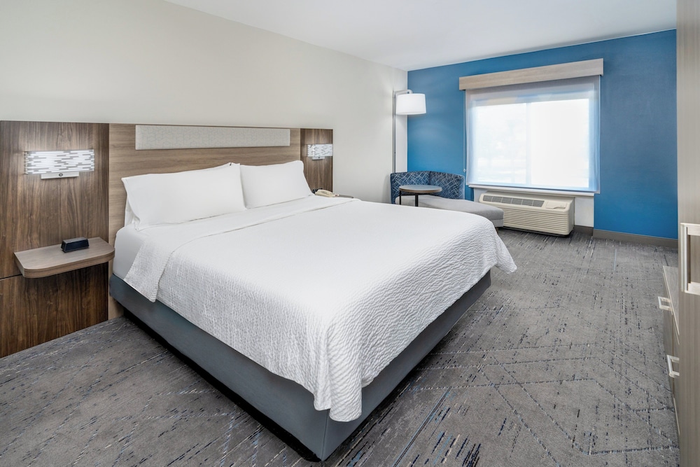 Holiday Inn Express Hotel & Suites Denver North Thornton by IHG - photo 17