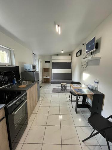 Studio avec jardin clos in Berck, France