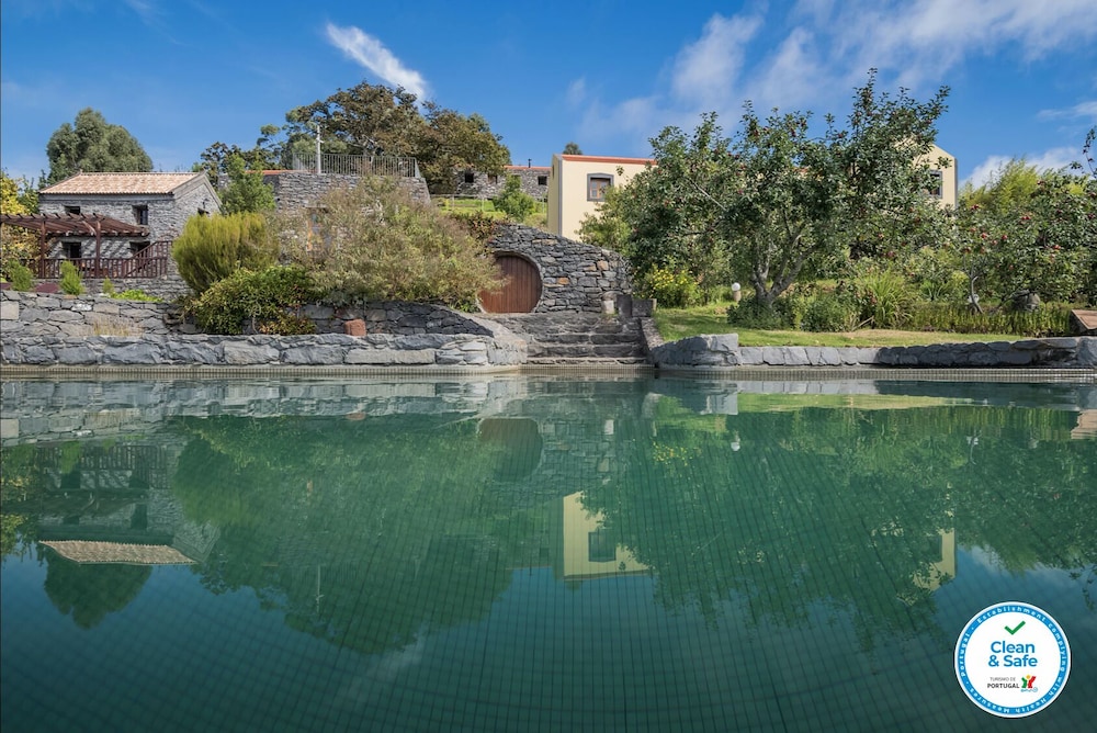 Casas da Levada - carbon neutral hotel in Calheta