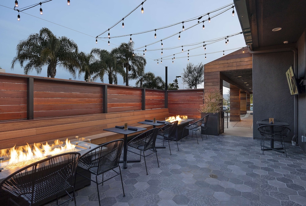 The Wayfarer San Luis Obispo Tapestry Collection by Hilton - photo 41