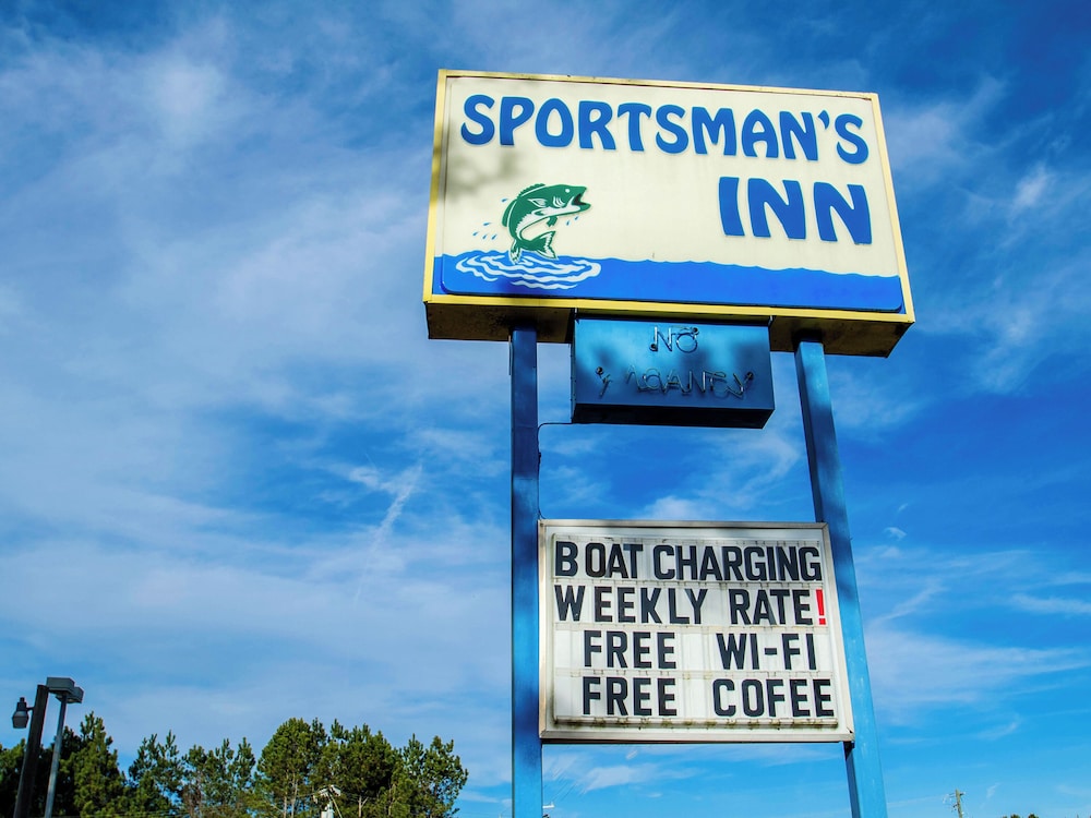 Sportsman's Inn Plymouth 252 793 3095 - photo 38