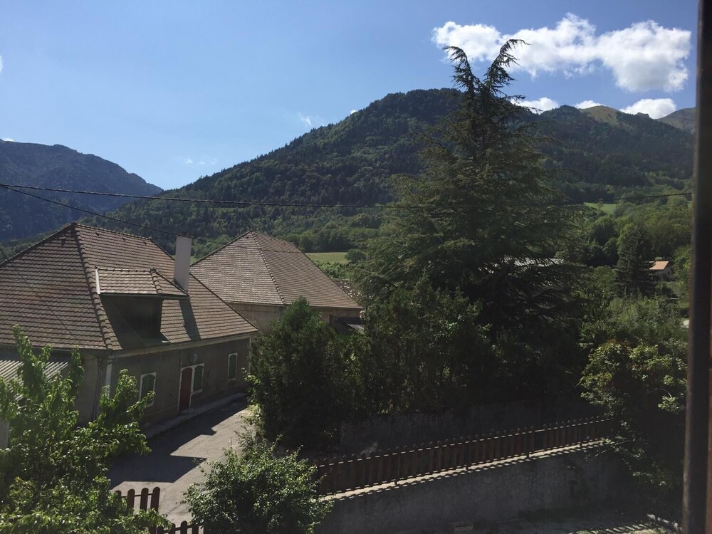 Auberge du Grand Champ — hotel in Le Bourg-D'oisans