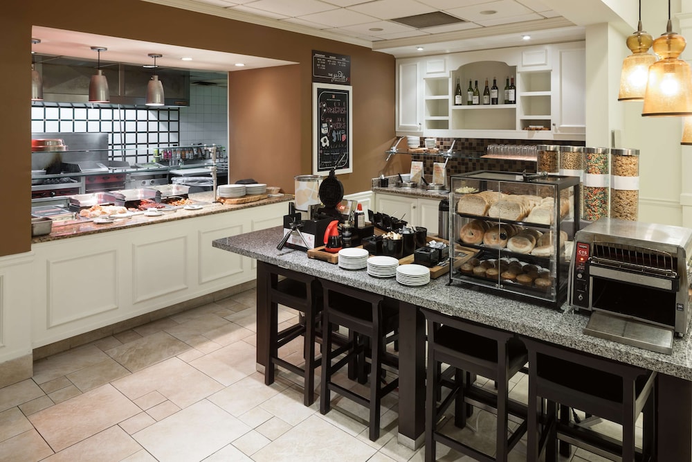 Hilton Garden Inn Savannah Airport - photo 35